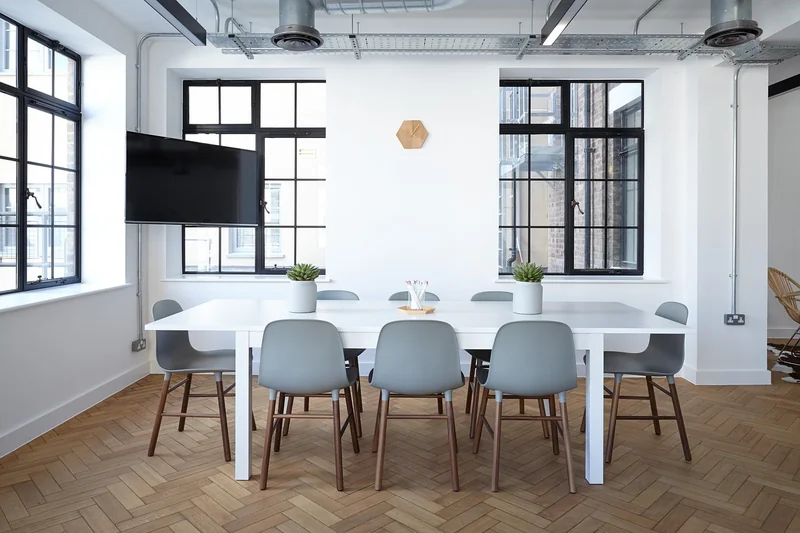Mobilier design et récup : comment choisir