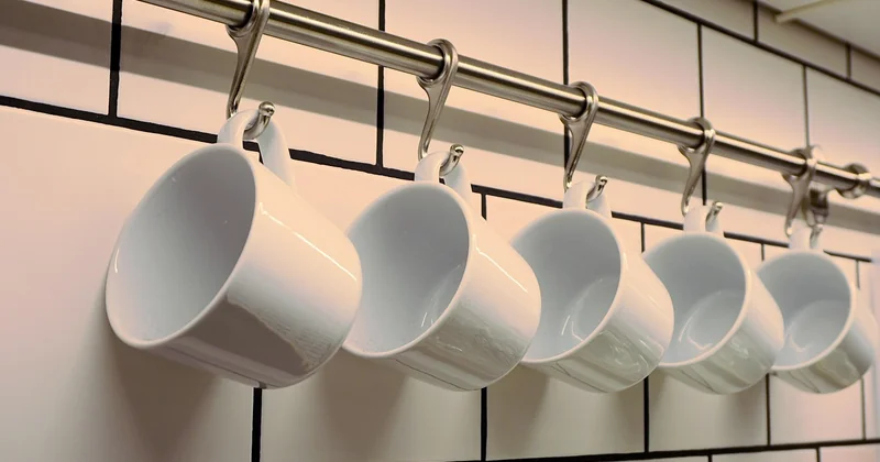 Pourquoi certaines porcelaines passent au lave-vaisselle et d'autres non