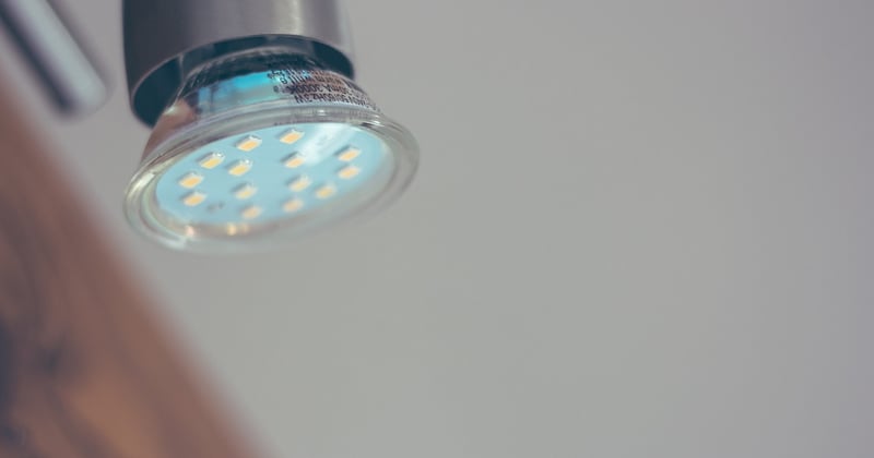 Plafonniers LED Ikea : nos idées pour un éclairage moderne et cosy